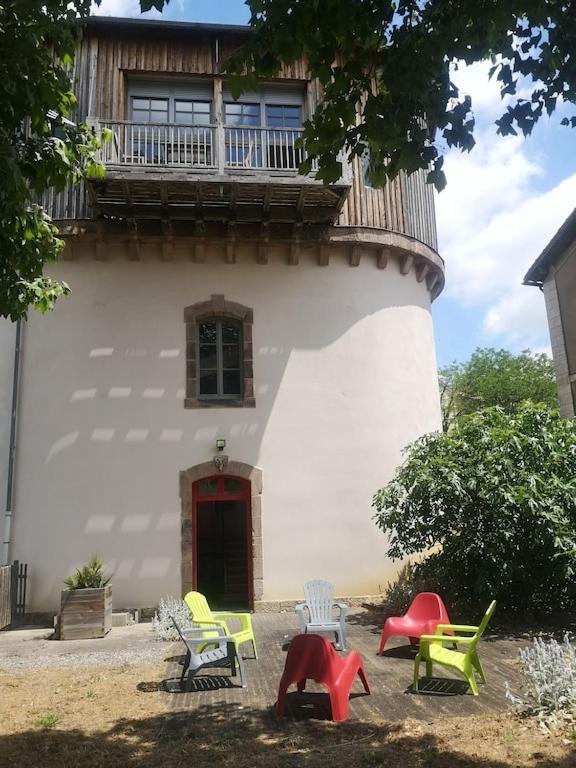 Chateau D'Eau Logement Insolite Tournemire  المظهر الخارجي الصورة