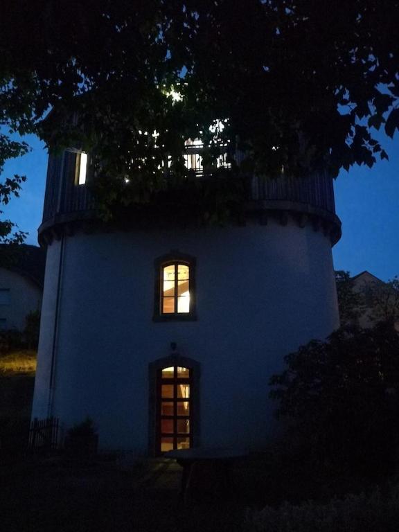 Chateau D'Eau Logement Insolite Tournemire  المظهر الخارجي الصورة