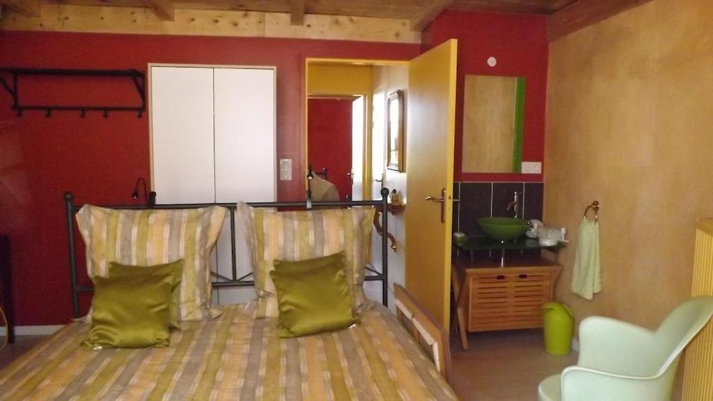 Chateau D'Eau Logement Insolite Tournemire  المظهر الخارجي الصورة